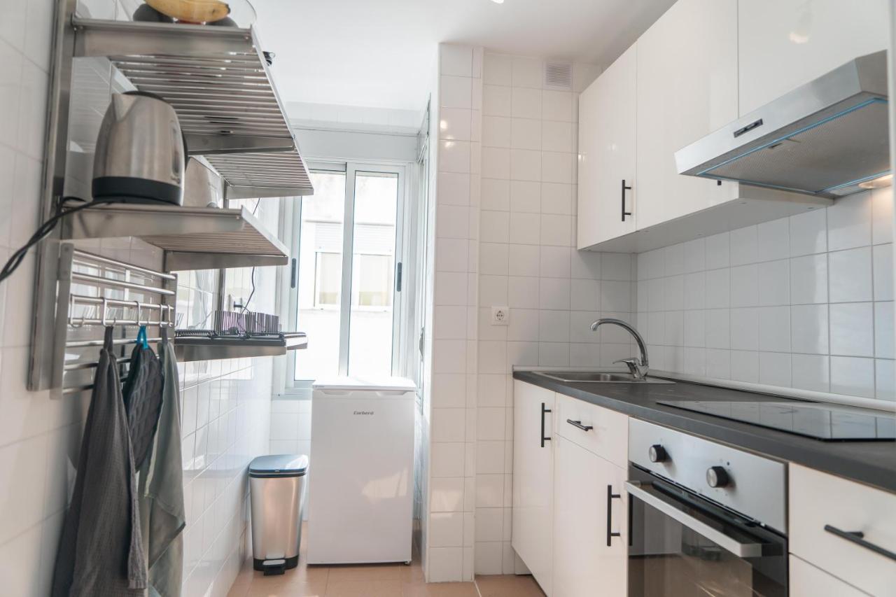 شقة Central Penthouse With Large Private Terrace, 2 Bd طريفة المظهر الخارجي الصورة